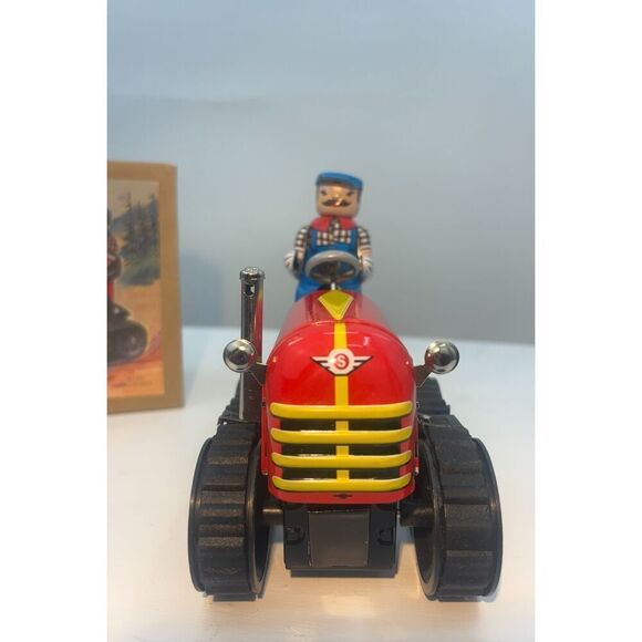 Vintage Wind-Up Tin Toy Tractor – Farmer on Red Crawler with Box – 6” Collectibl - Picture 5 of 15
